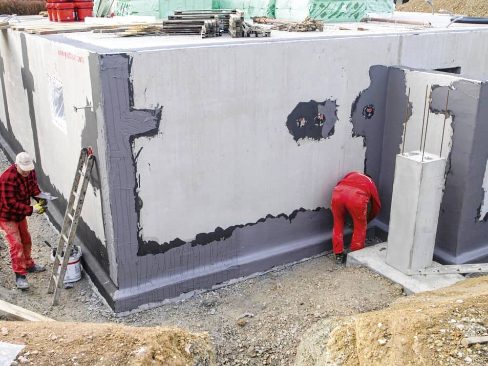 WARUZI KO WATER PROOFING ARI UMUTI URAMBYE WO KURINDA INYUBAKO YAWE KWANGIRIKA? DORE IBYO UTARUZI