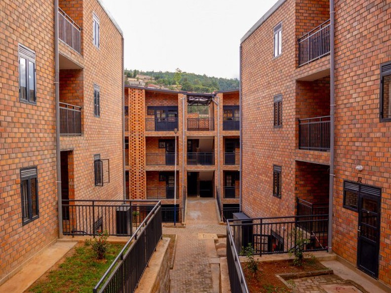 LETA Y'URWANDA IKOMEJE KUNOZA IMITURIRE MU BICE BITANDUKANYE BY'UMUJYI WA KIGALI UBU IBICE BITAHIWE NI AGACE KA RWEZAMENYO MURI NYARUGENGE NA KAGUGU MURI GASABO